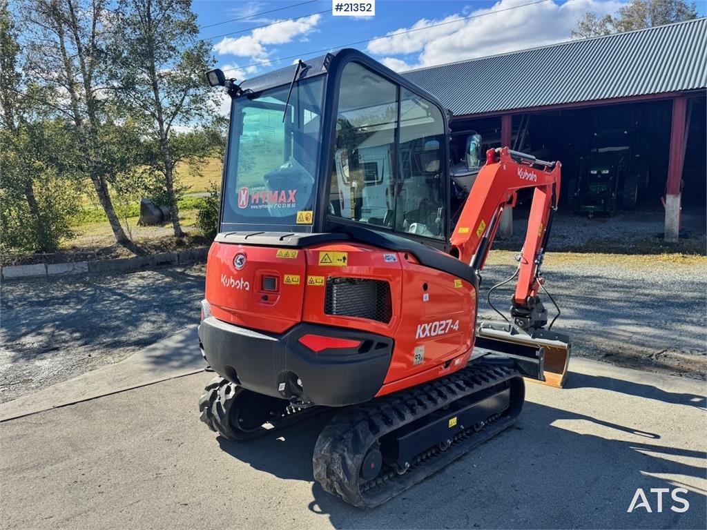 Kubota KX027-4 Mini Excavator w/ 2 buckets. 130 hours!