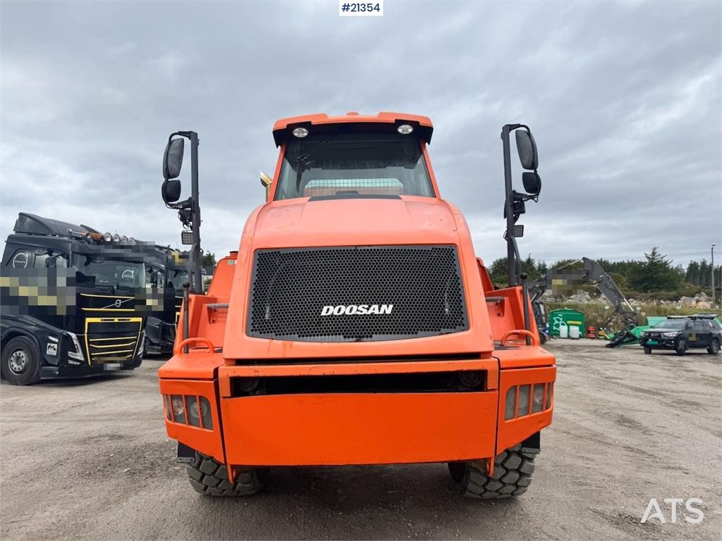 Doosan DA30 Dump Truck. 6650 hours!