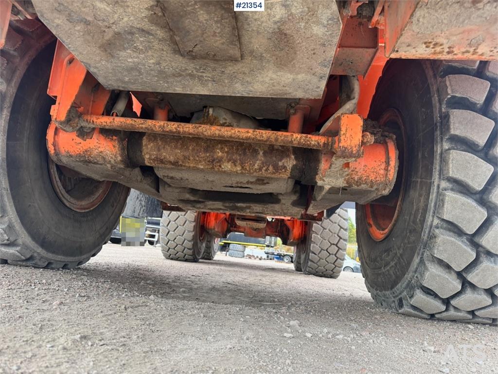 Doosan DA30 Dump Truck. 6650 hours!