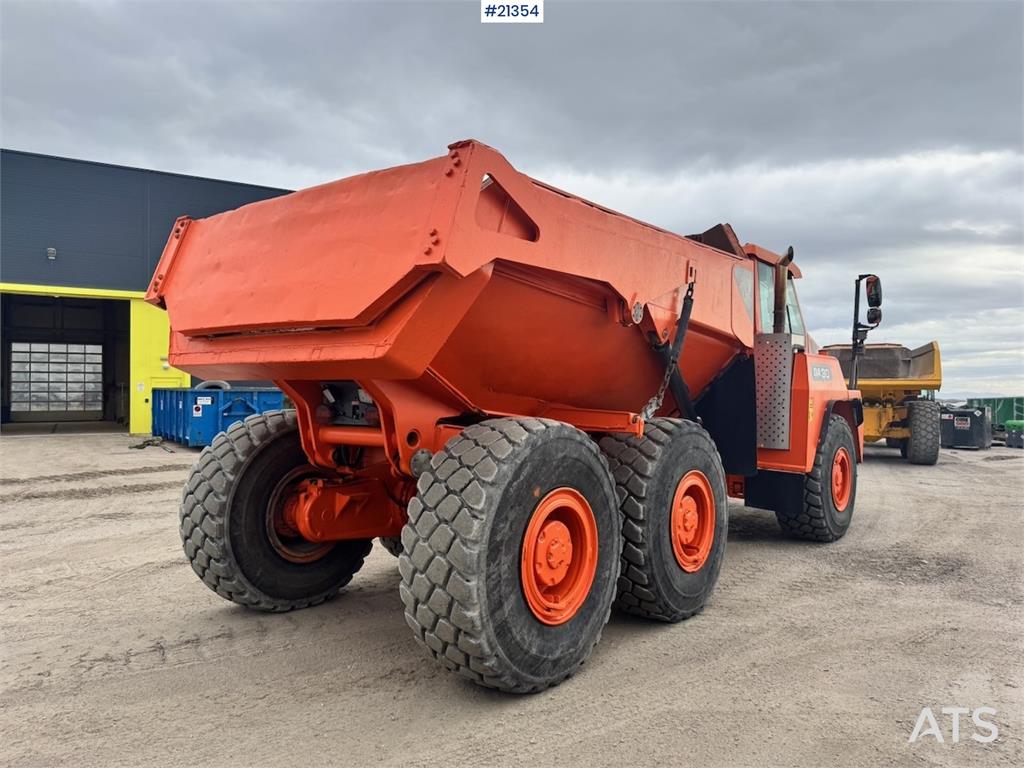 Doosan DA30 Dump Truck. 6650 hours!