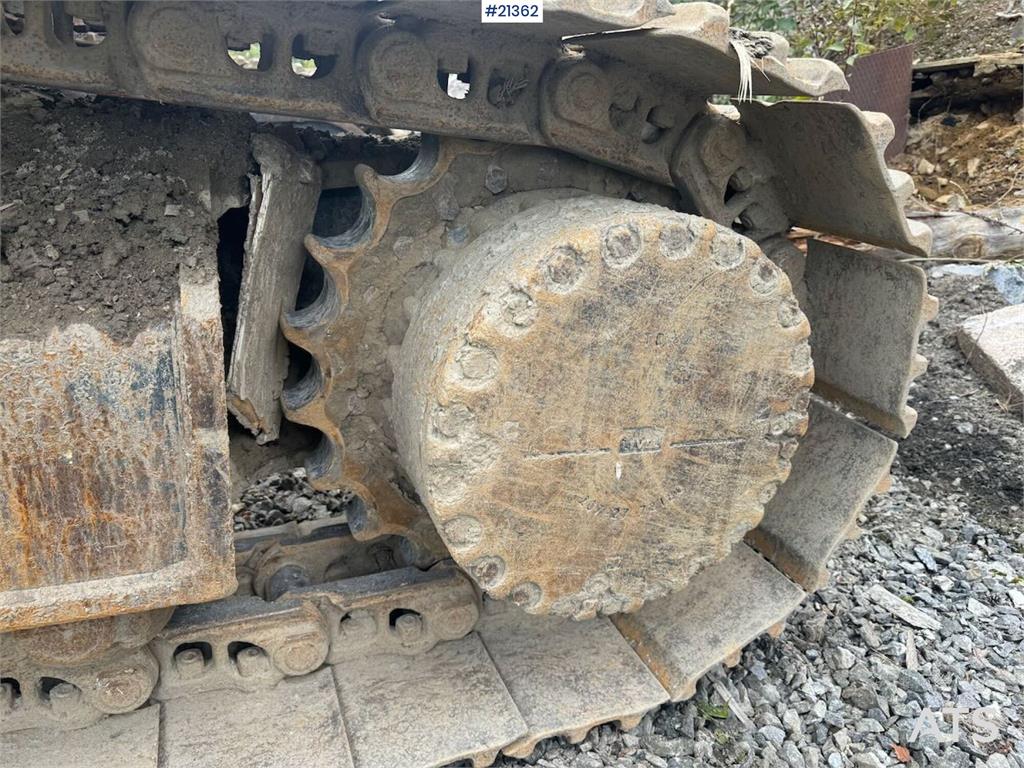 Komatsu PC290LC-11 Crawler excavator w/ tilt and 2 buckets