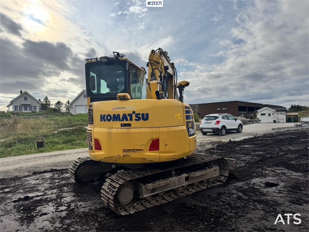 Komatsu PC78US-10 Crawler excavator w/ Rototilt and 2 buck