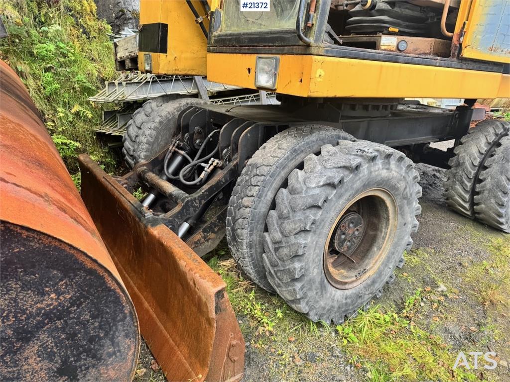CAT 212B