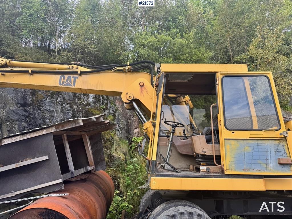 CAT 212B