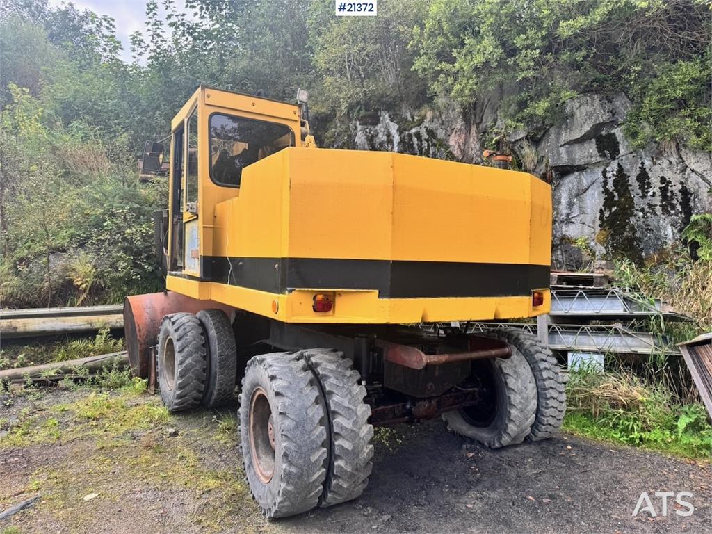 CAT 212B