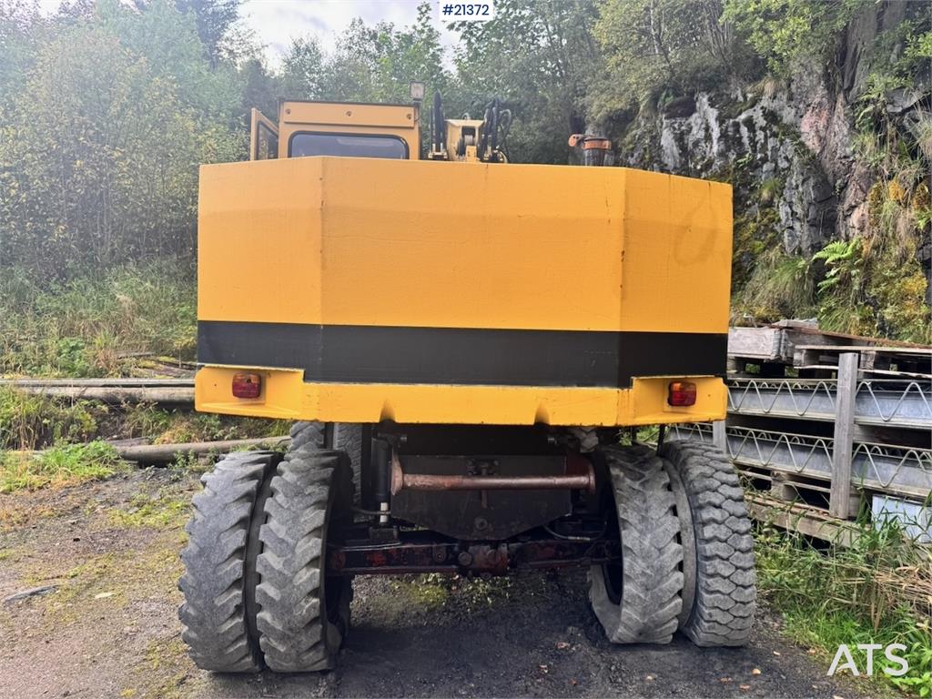 CAT 212B