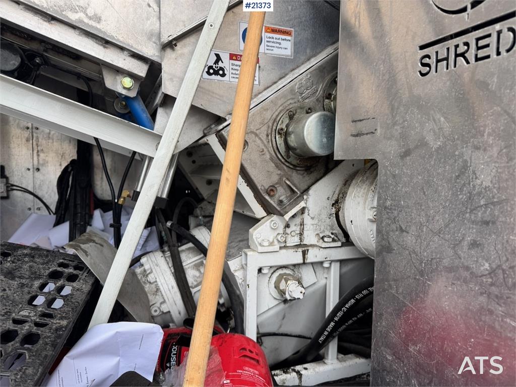 DAF LF260 Shredder Truck. 37,000 km! Must See!