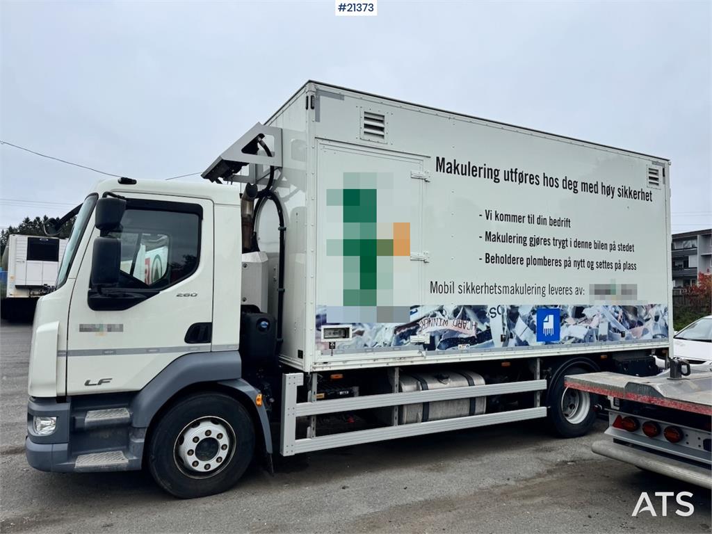 DAF LF260 Shredder Truck. 37,000 km! Must See!