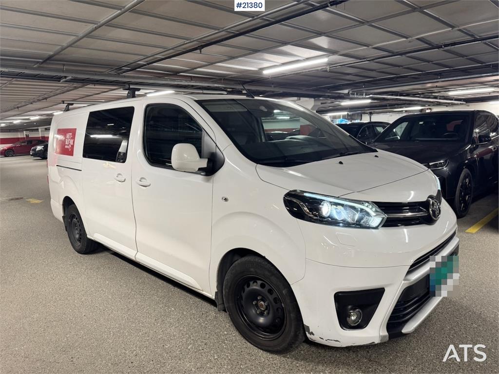 Toyota Proace w/ 2 sets of tires.