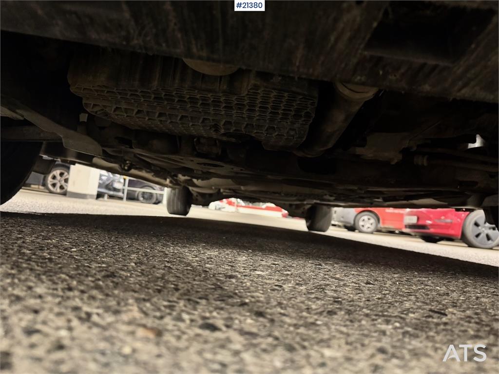 Toyota Proace w/ 2 sets of tires.