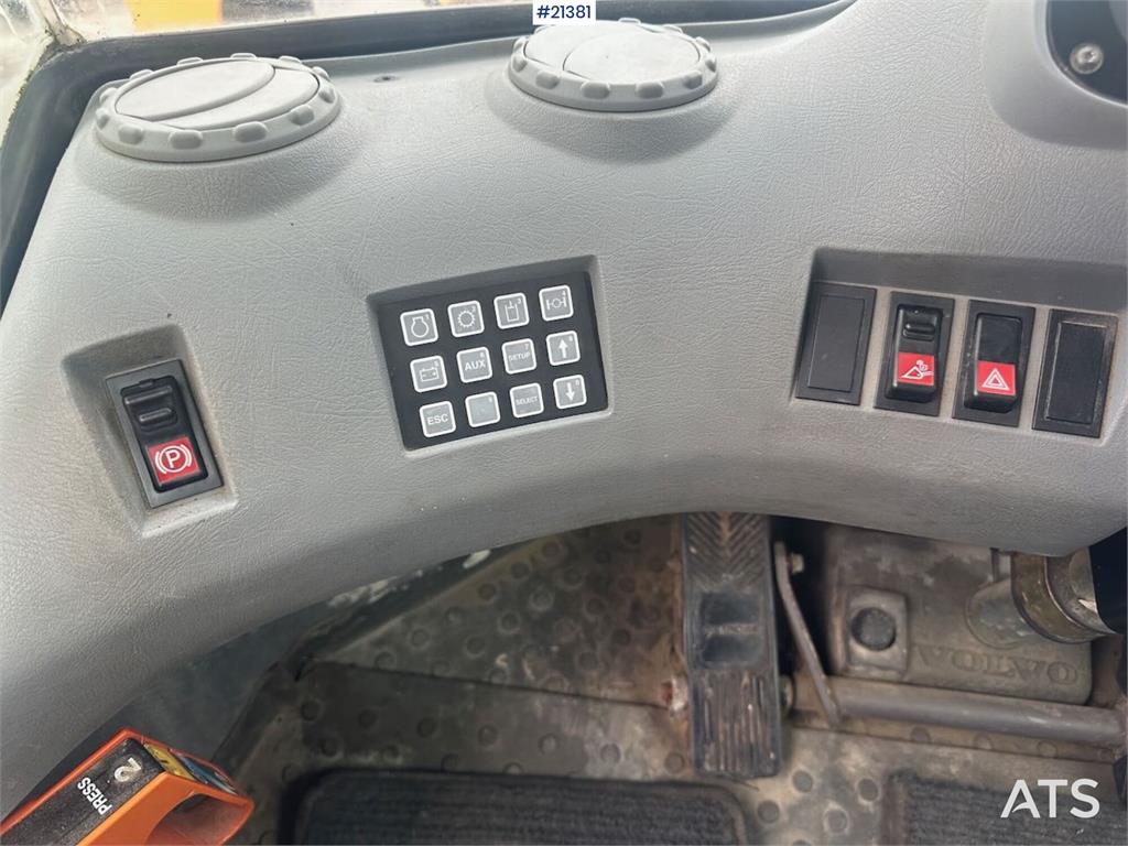 Volvo L90E wheel loader. WATCH VIDEO.
