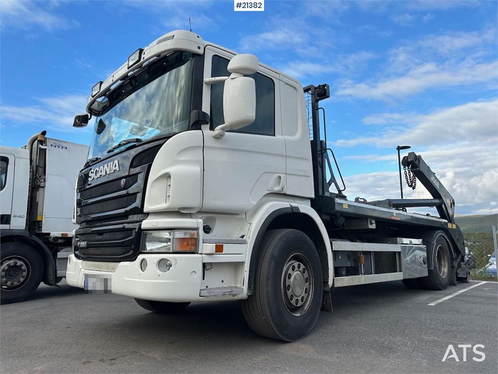 Scania P280 4x2 skip loader. Recently EU approved.