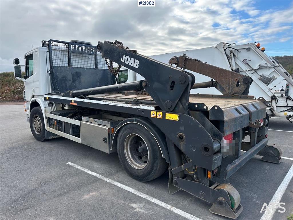 Scania P280 4x2 skip loader. Recently EU approved.