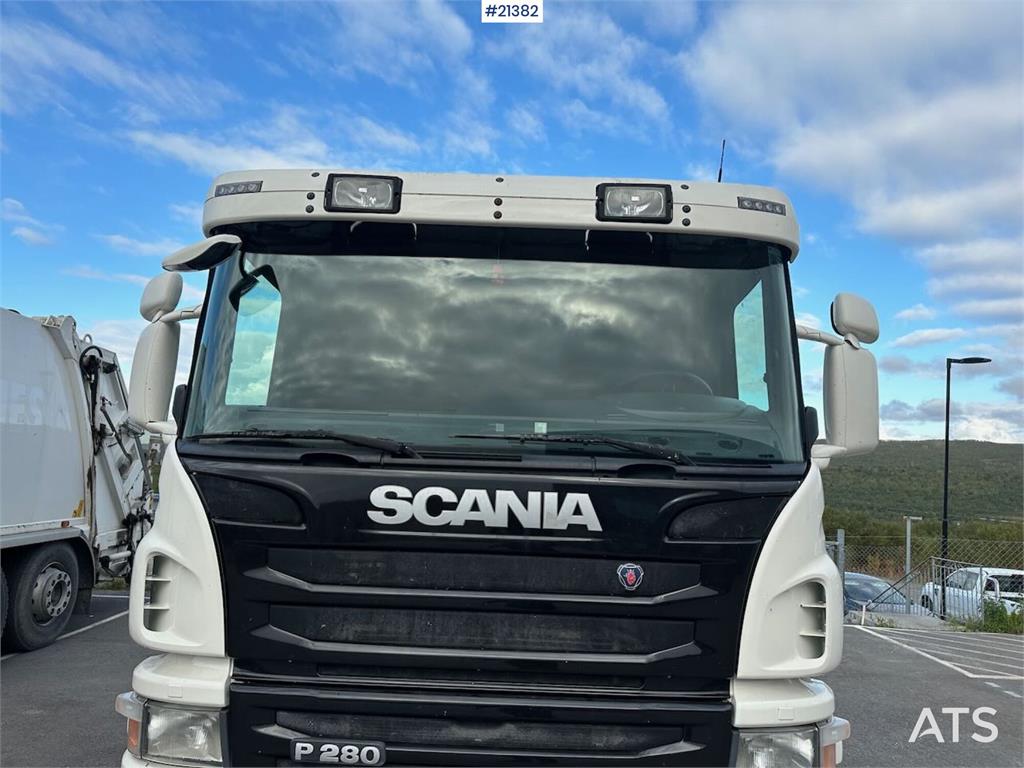 Scania P280 4x2 skip loader. Recently EU approved.