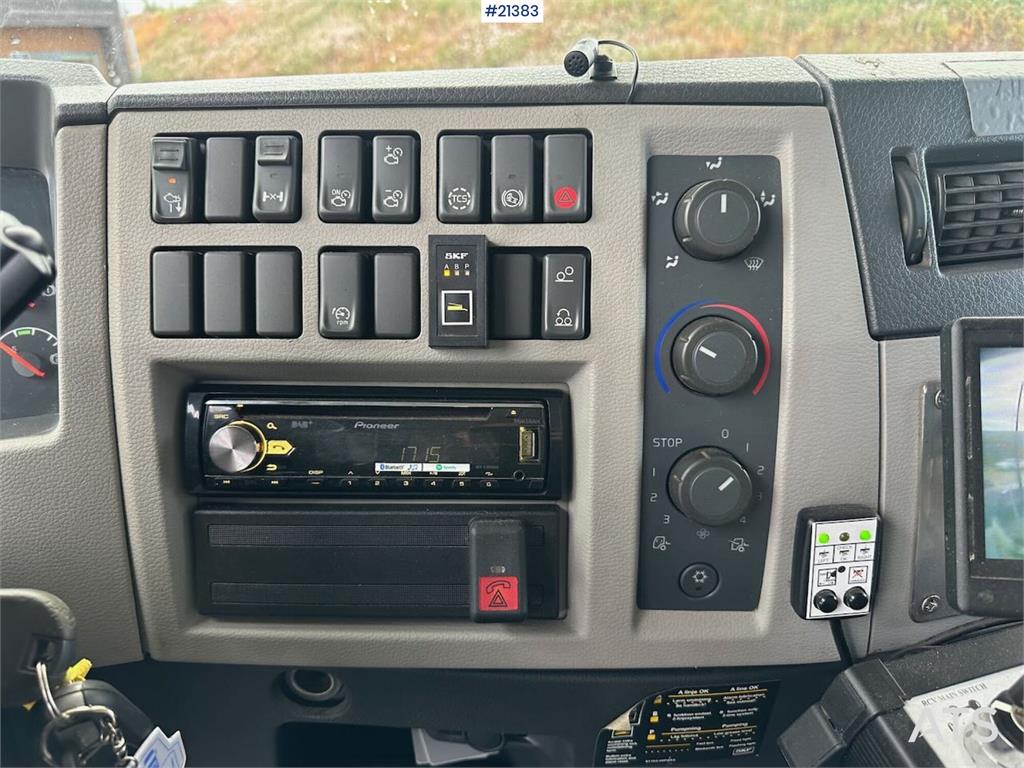Volvo FE 6x2 compactor truck w/ NTM body and low mileage