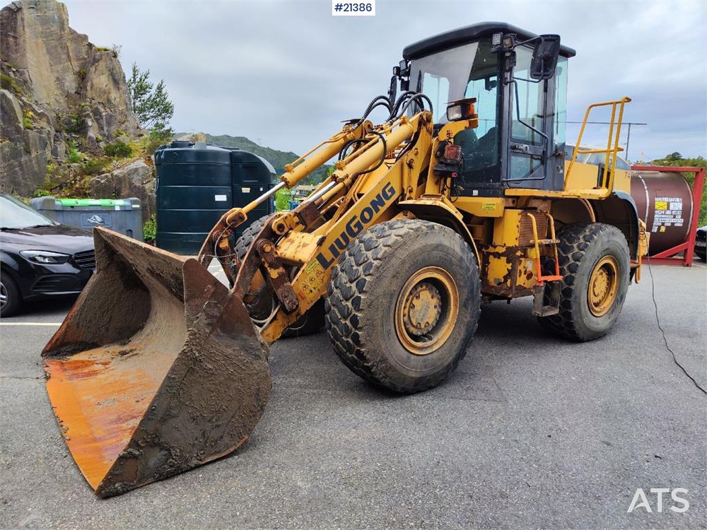 LiuGong CLG 835 III Wheel Loader. Low hours!