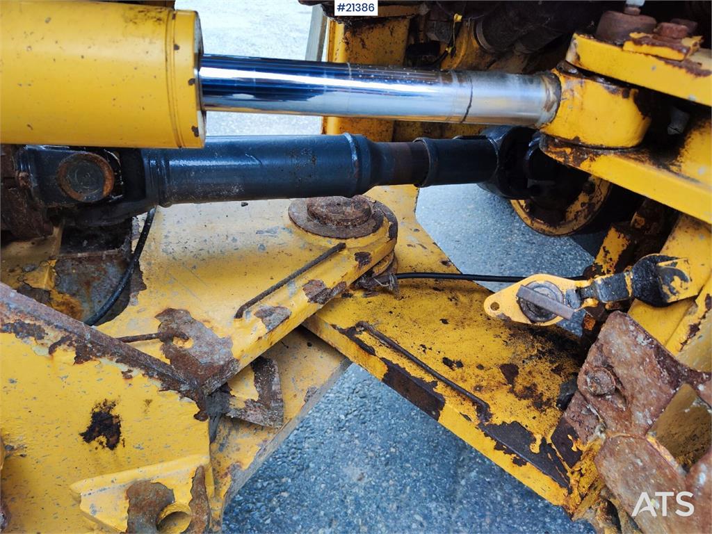 LiuGong CLG 835 III Wheel Loader. Low hours!