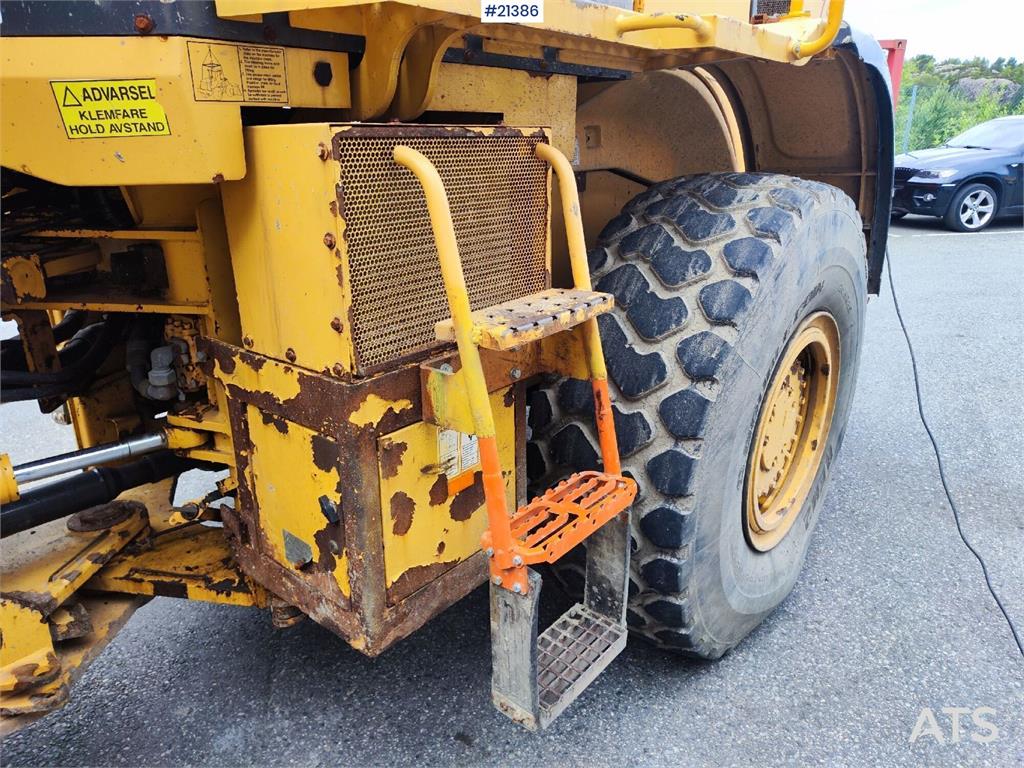 LiuGong CLG 835 III Wheel Loader. Low hours!