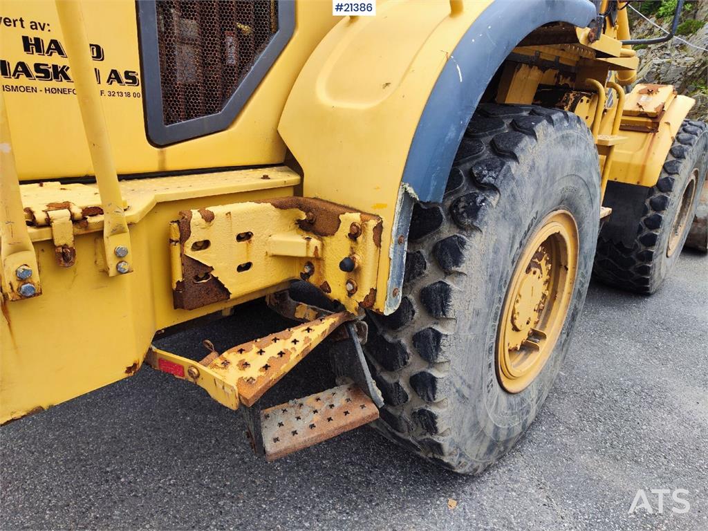 LiuGong CLG 835 III Wheel Loader. Low hours!