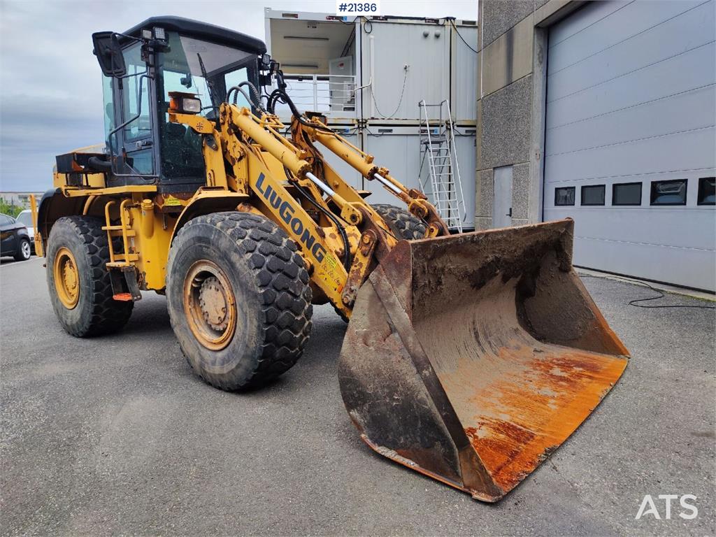 LiuGong CLG 835 III Wheel Loader. Low hours!