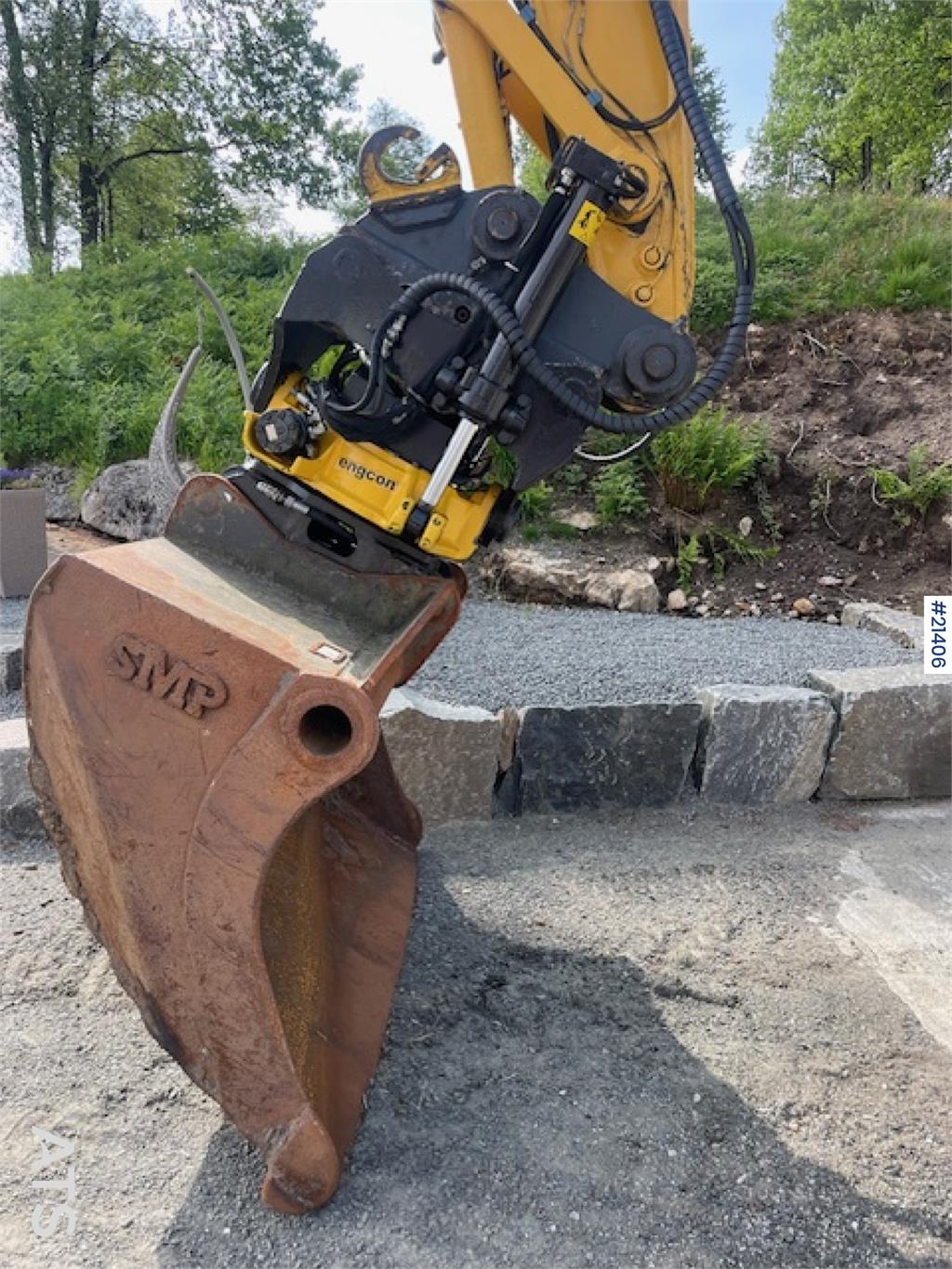 Komatsu PC210LC-11 w/Excavator bucket, sanding bucket, rot