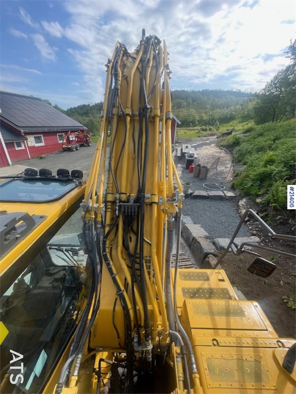 Komatsu PC210LC-11 w/Excavator bucket, sanding bucket, rot