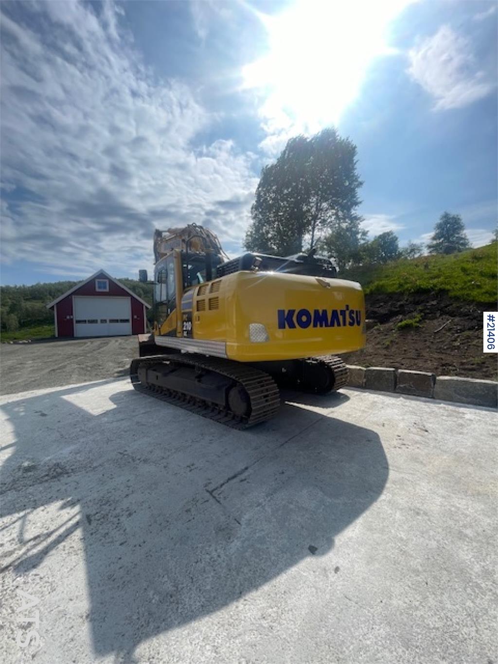 Komatsu PC210LC-11 w/Excavator bucket, sanding bucket, rot