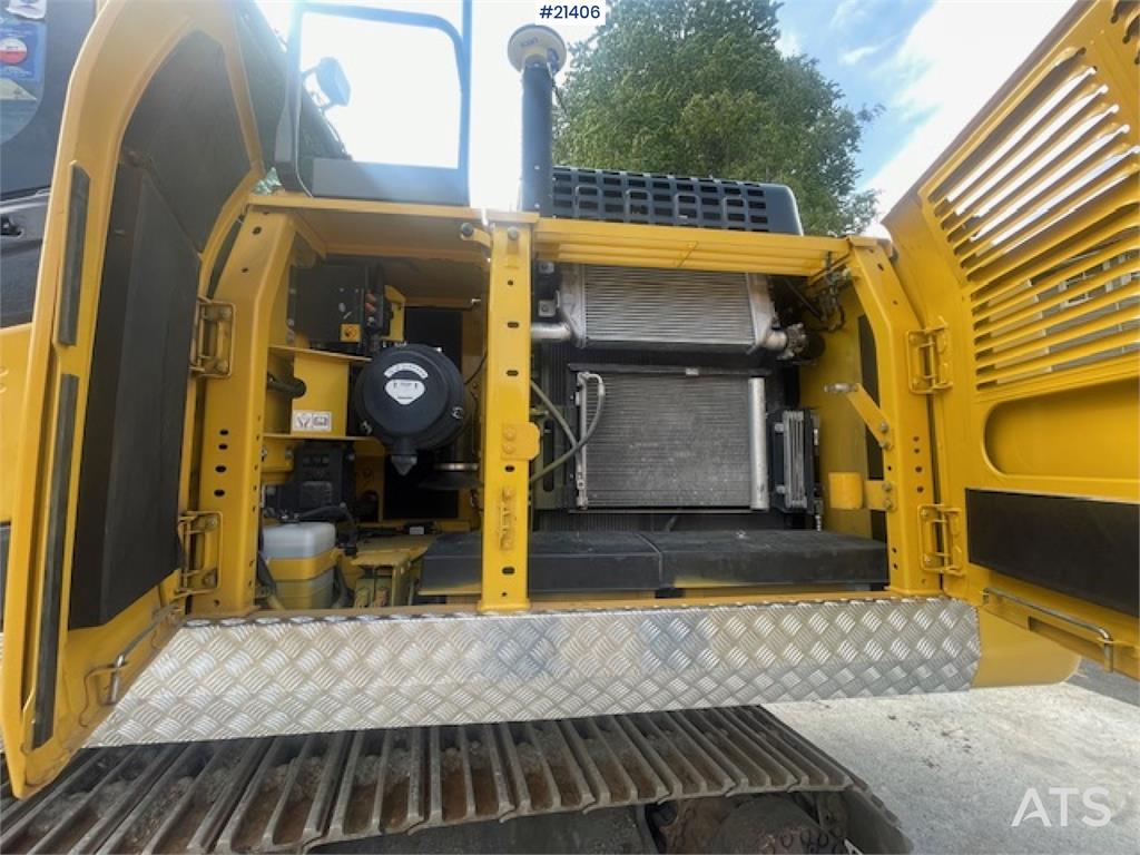 Komatsu PC210LC-11 w/Excavator bucket, sanding bucket, rot