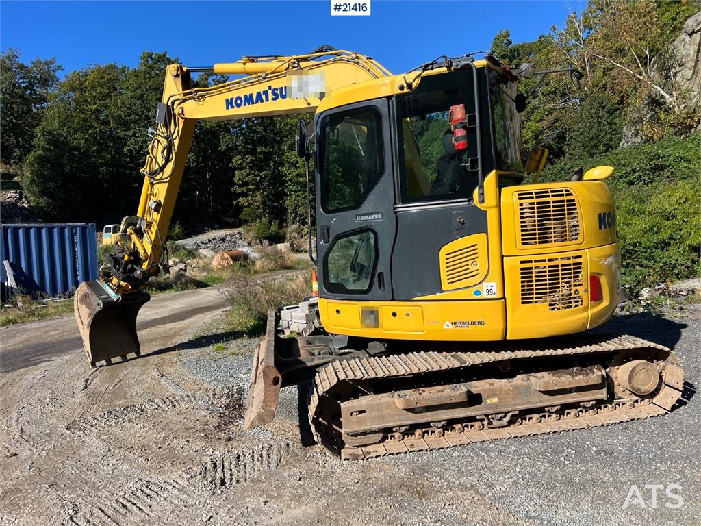 Komatsu PC78us Excavator w/ Rototilt, sanding bucket, narr
