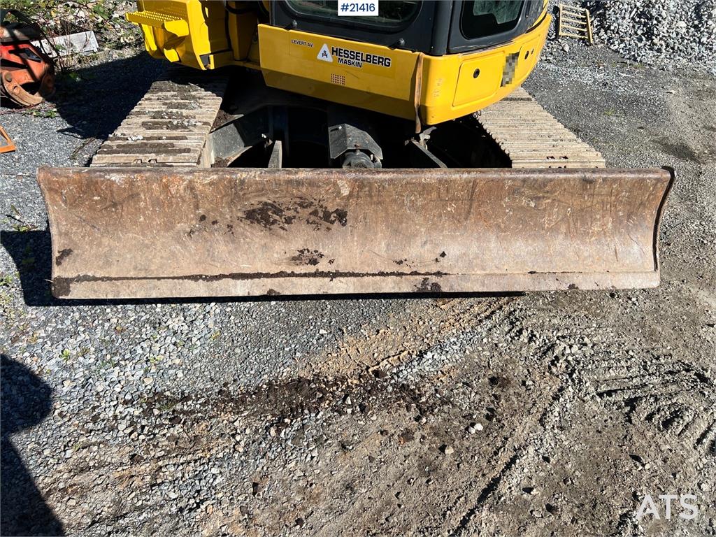 Komatsu PC78us Excavator w/ Rototilt, sanding bucket, narr