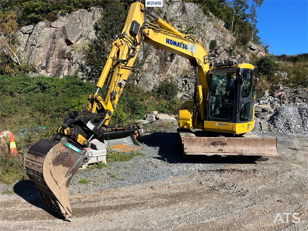 Komatsu PC78us Excavator w/ Rototilt, sanding bucket, narr