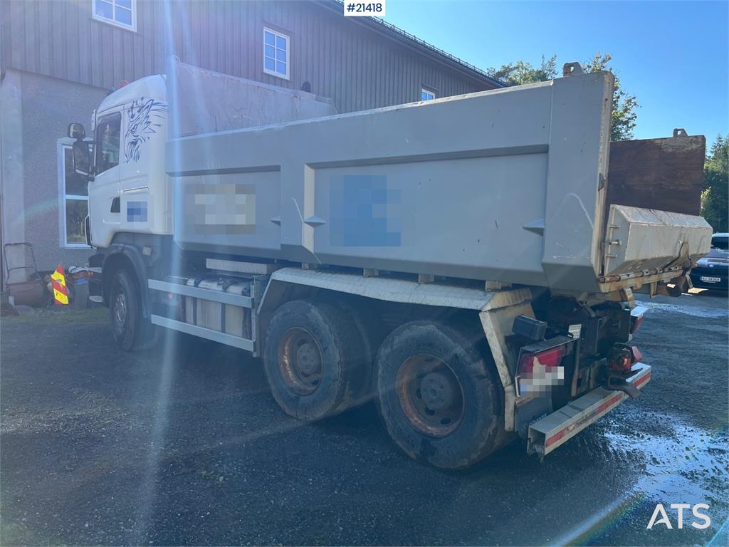 Scania R560 Plow rigged tipper truck w/ plow attachment