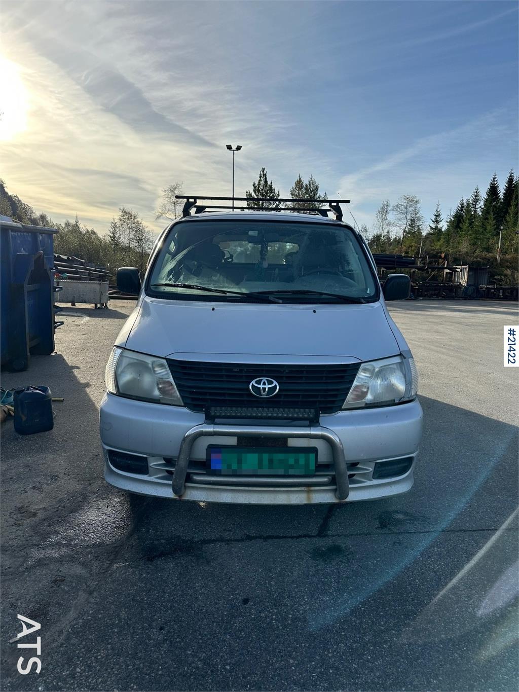 Toyota Hiace 4WD Van w/ needs new Clutch