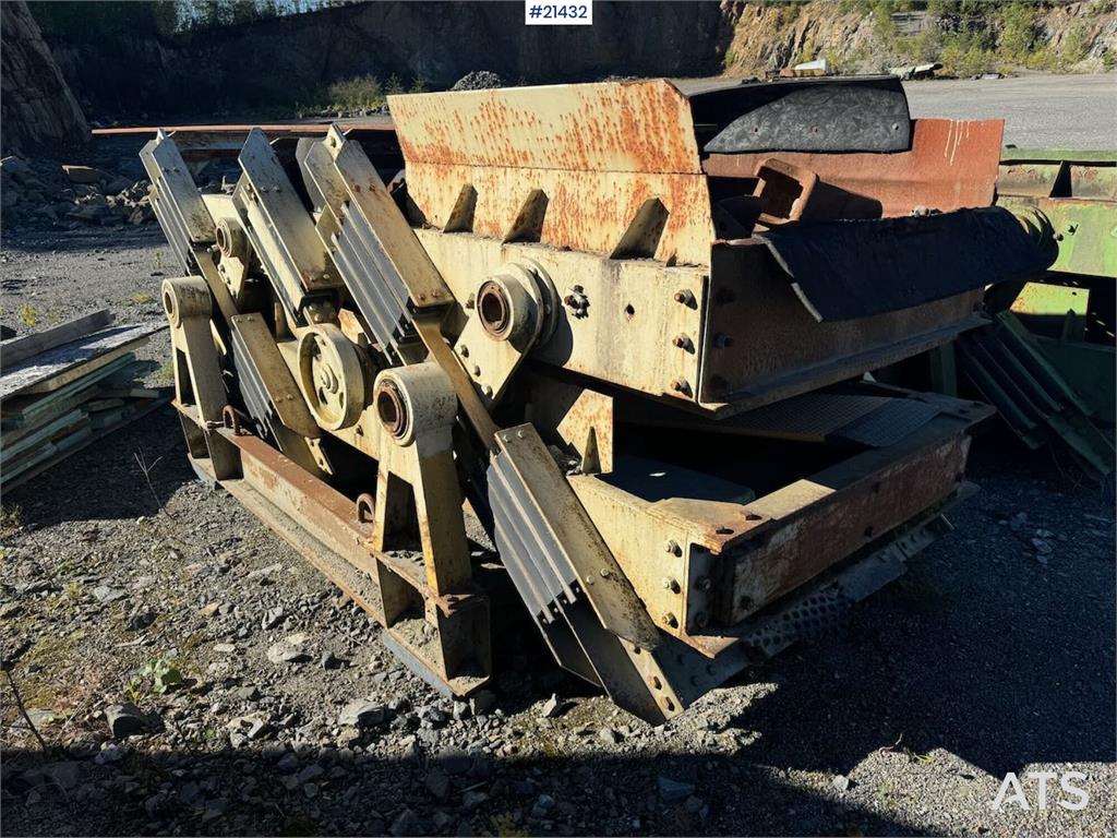 [Other] Ludwig Binder Linear quarry sieve.