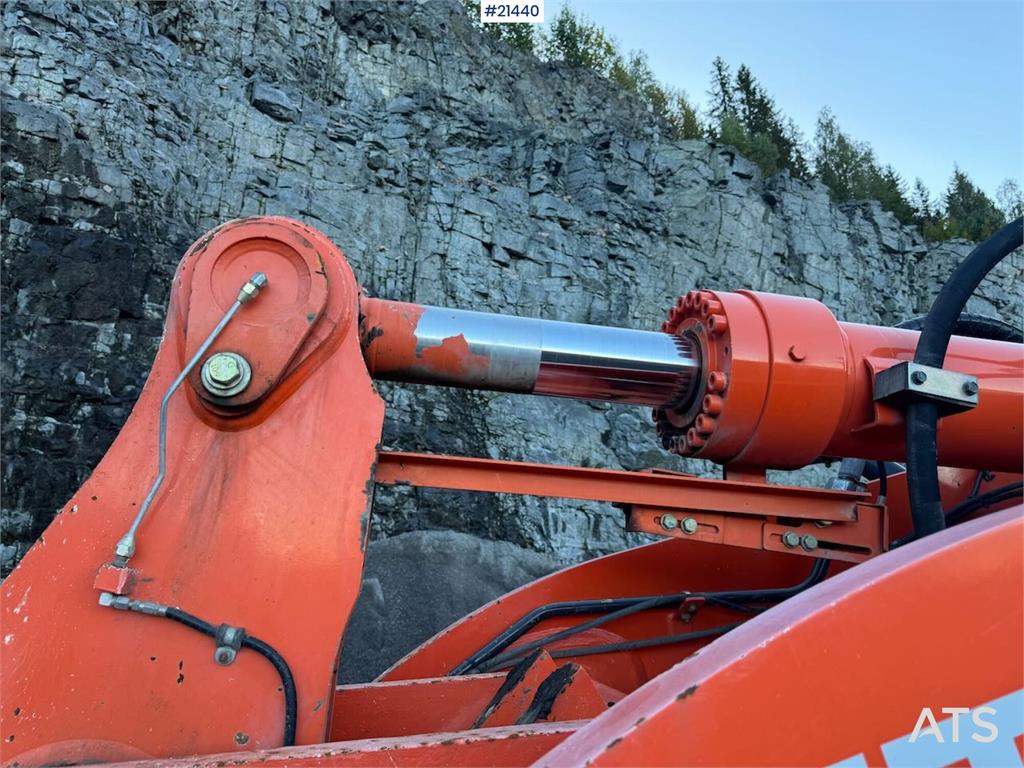 Hitachi ZW310 Wheel Loader with/Bucket. 3400 Hours!