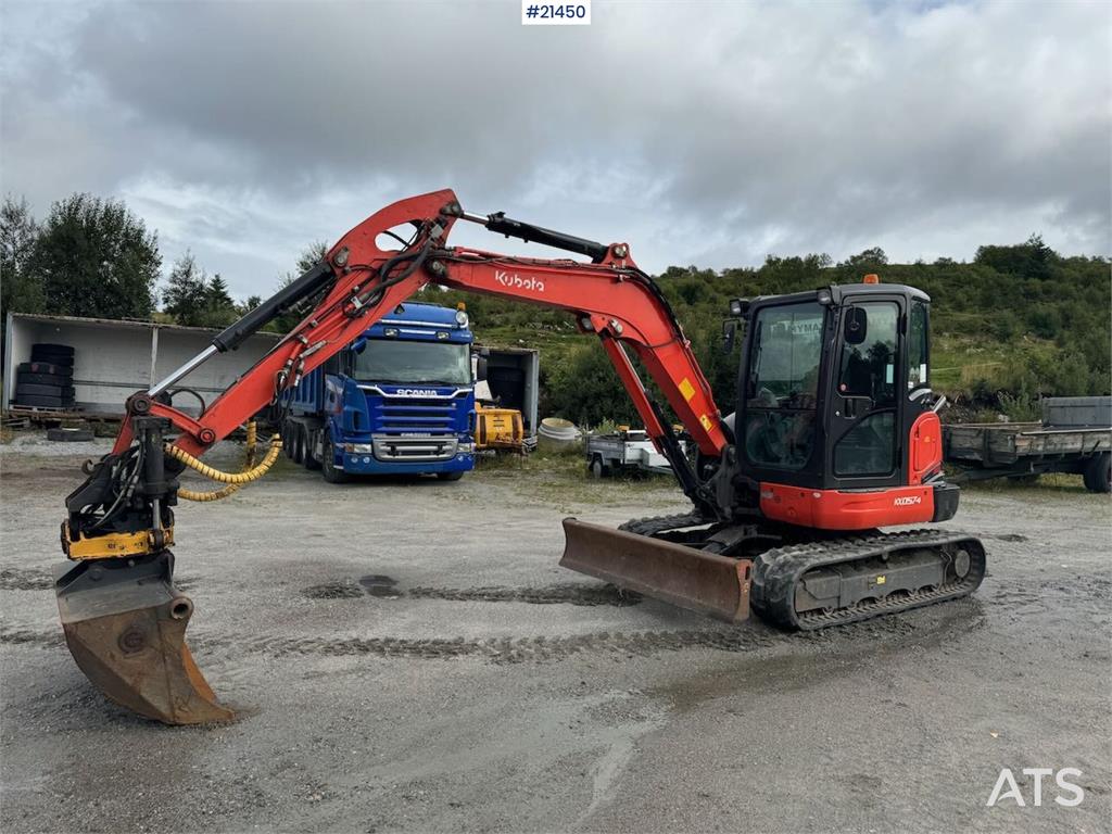 Kubota KX057-4 Tracked excavator w/ sanding bucket and ro