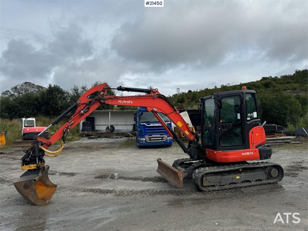 Kubota KX057-4 Tracked excavator w/ sanding bucket and ro
