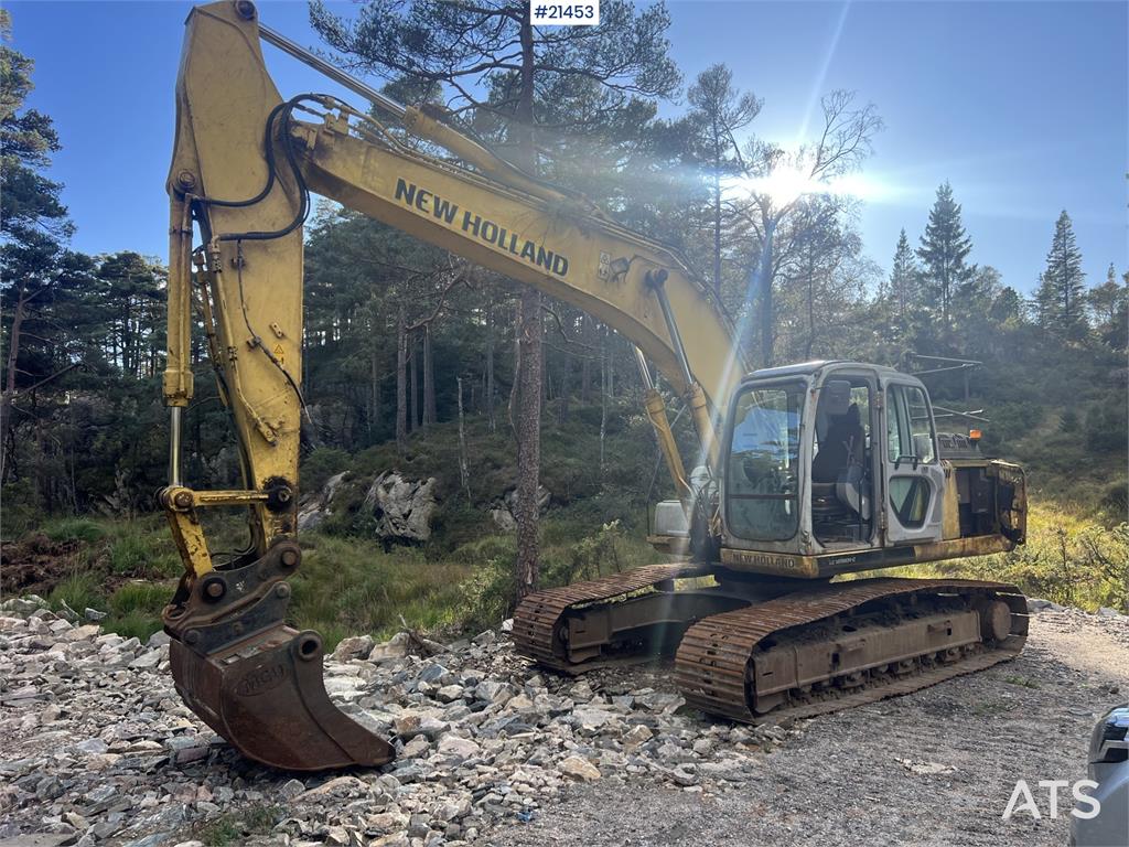 New Holland E215 Excavator
