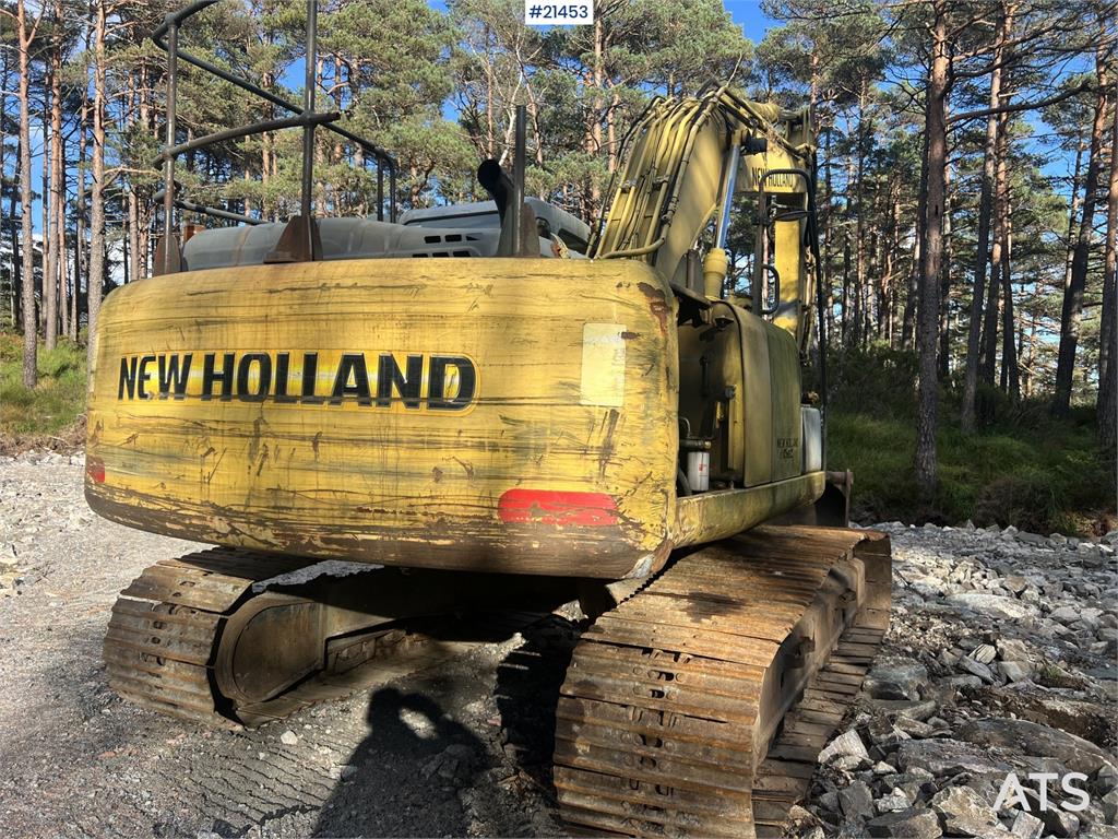 New Holland E215 Excavator