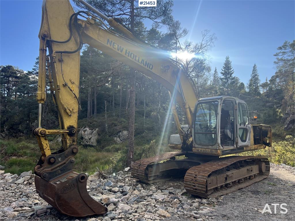 New Holland E215 Excavator