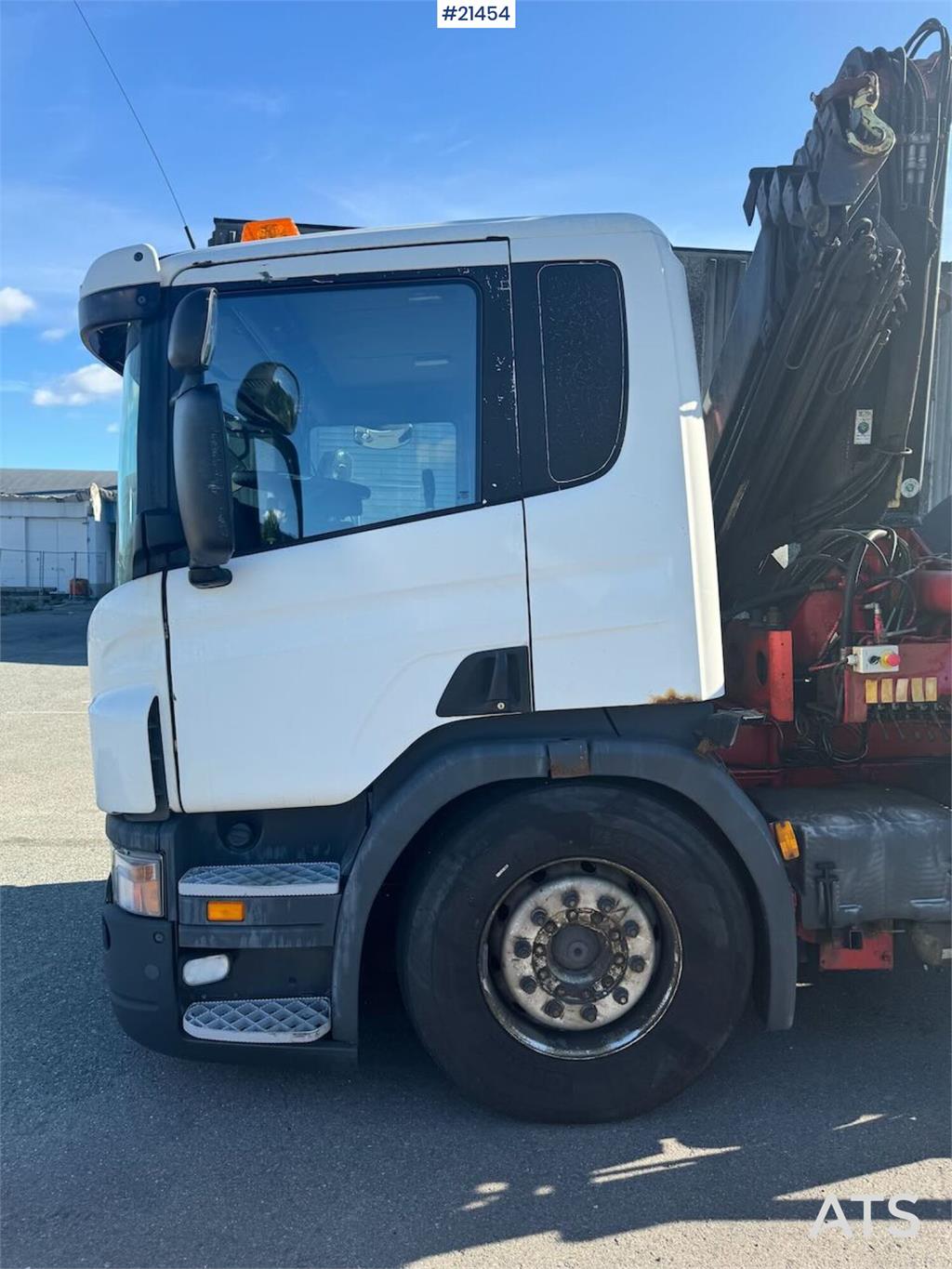 Scania P340 Hook/crane truck 23 t/m Palfinger crane