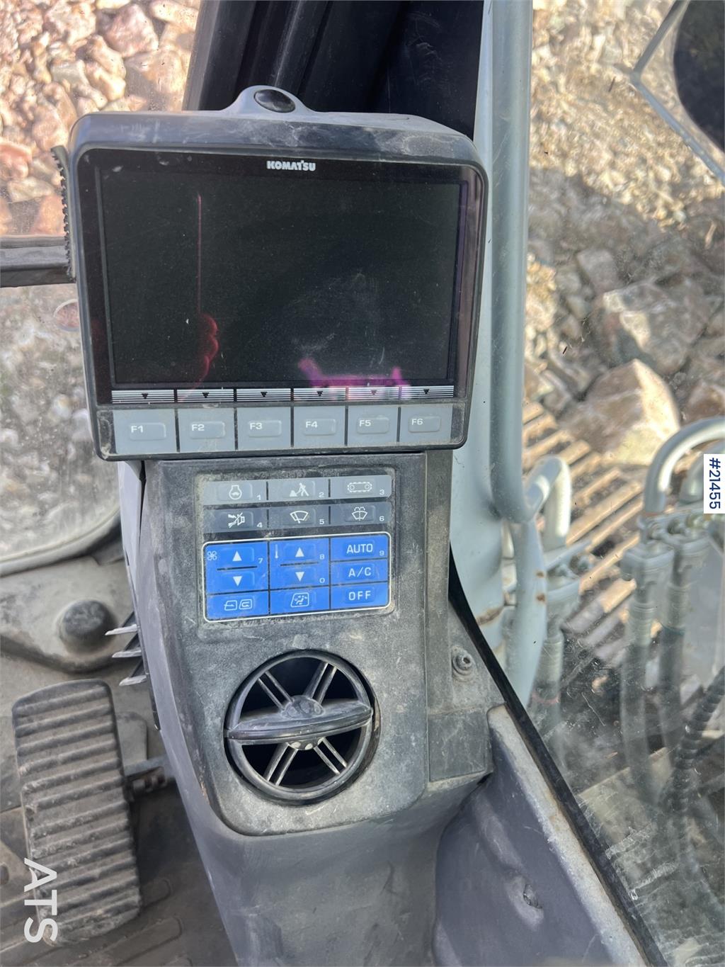 Komatsu pc210lc-8 Excavator