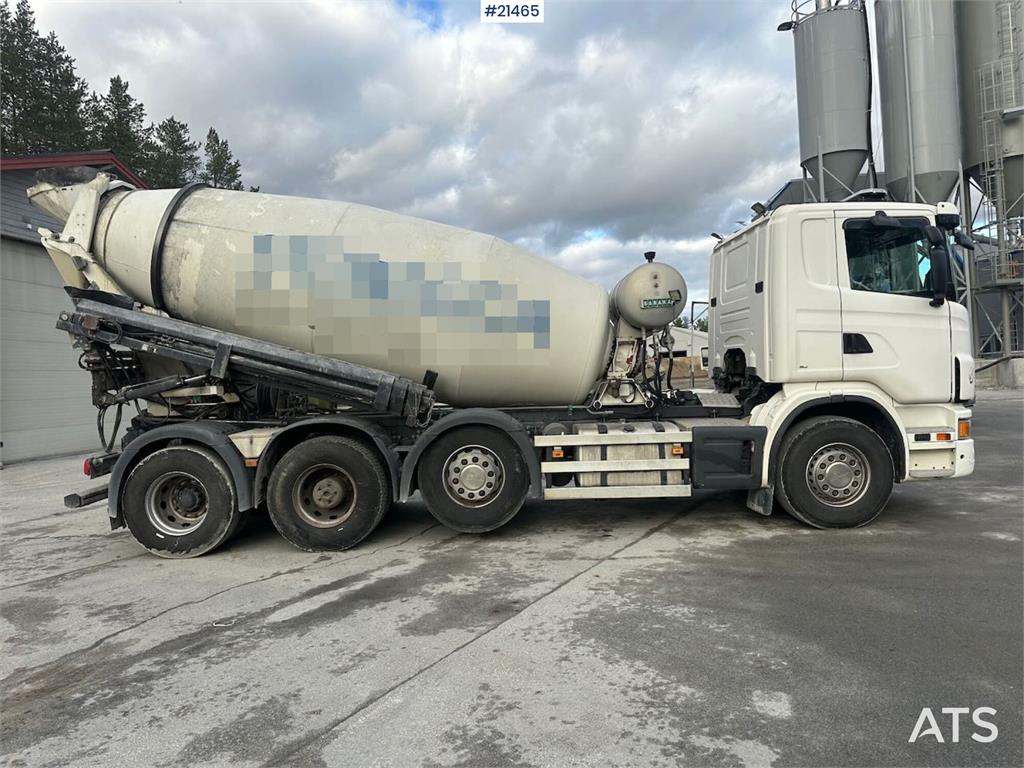 Scania G480 8x2 concrete truck w/ Saraka building and cro