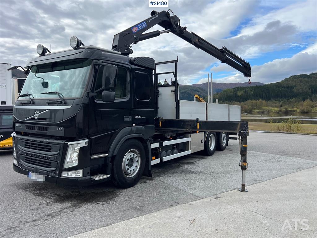 Volvo FM460 6x2 Crane Truck w/ 26t/m HMF crane