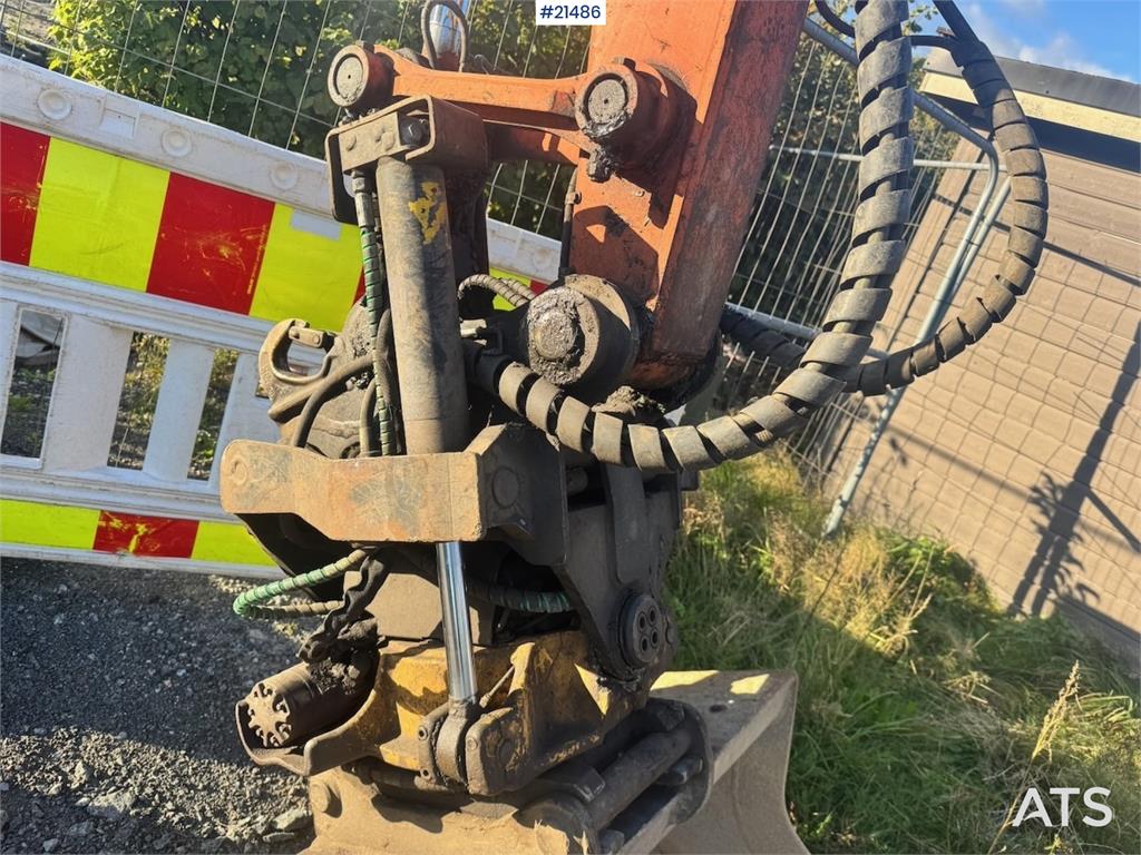 Hitachi ZX85US-5A w/ Rototilt and 2 buckets.