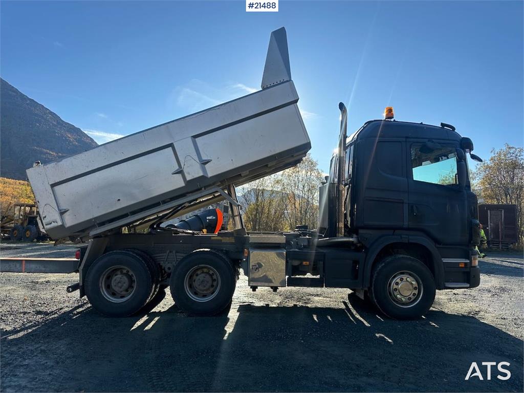 Scania G480 6x4 snow rigged tipper truck w/ two sets of t