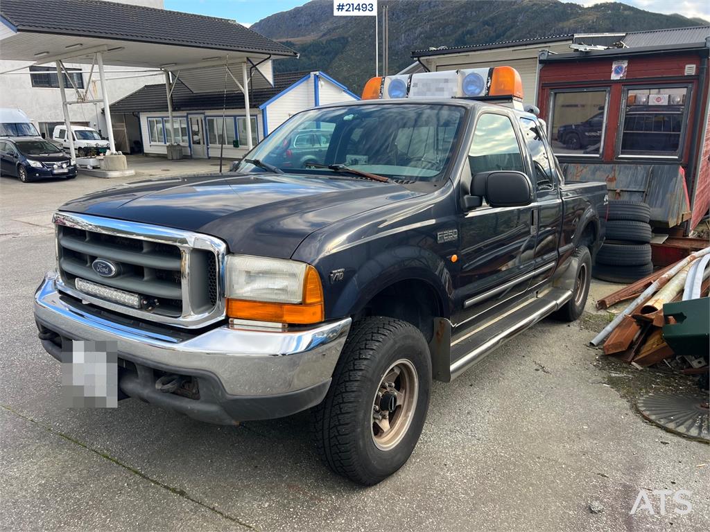 Ford F250 Super Duty v10 pickup 4x4 1 owner car