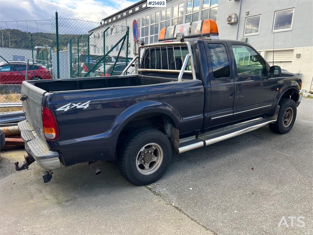 Ford F250 Super Duty v10 pickup 4x4 1 owner car