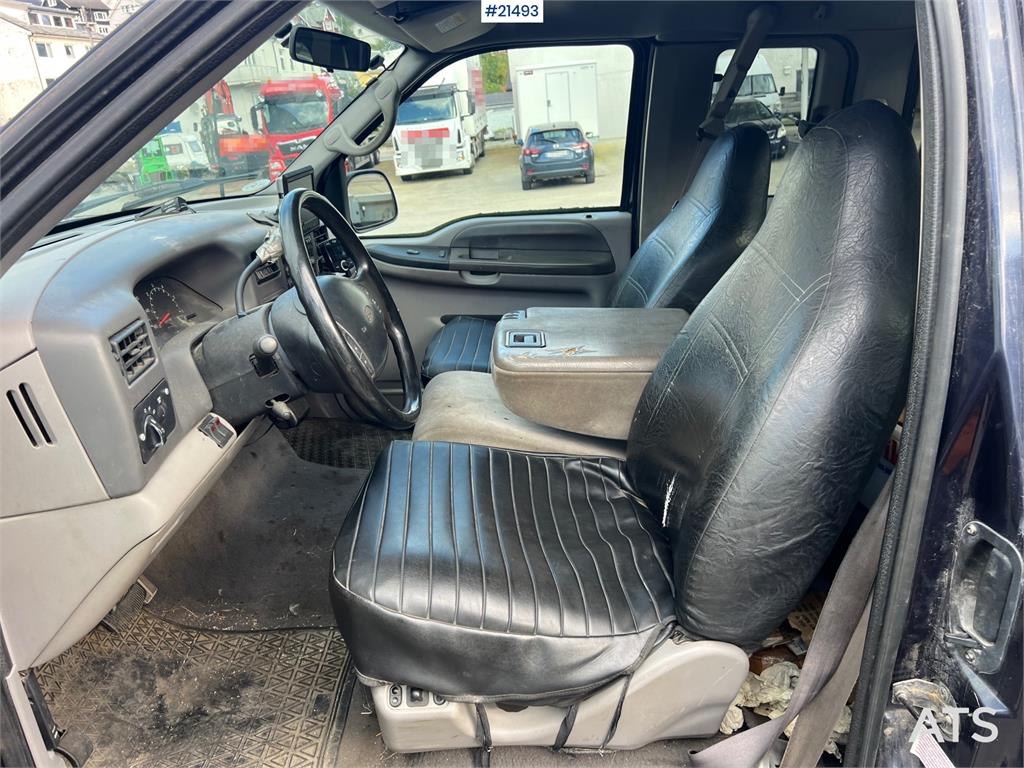 Ford F250 Super Duty v10 pickup 4x4 1 owner car