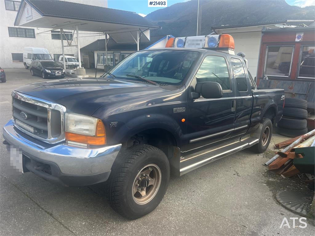 Ford F250 Super Duty v10 pickup 4x4 1 owner car